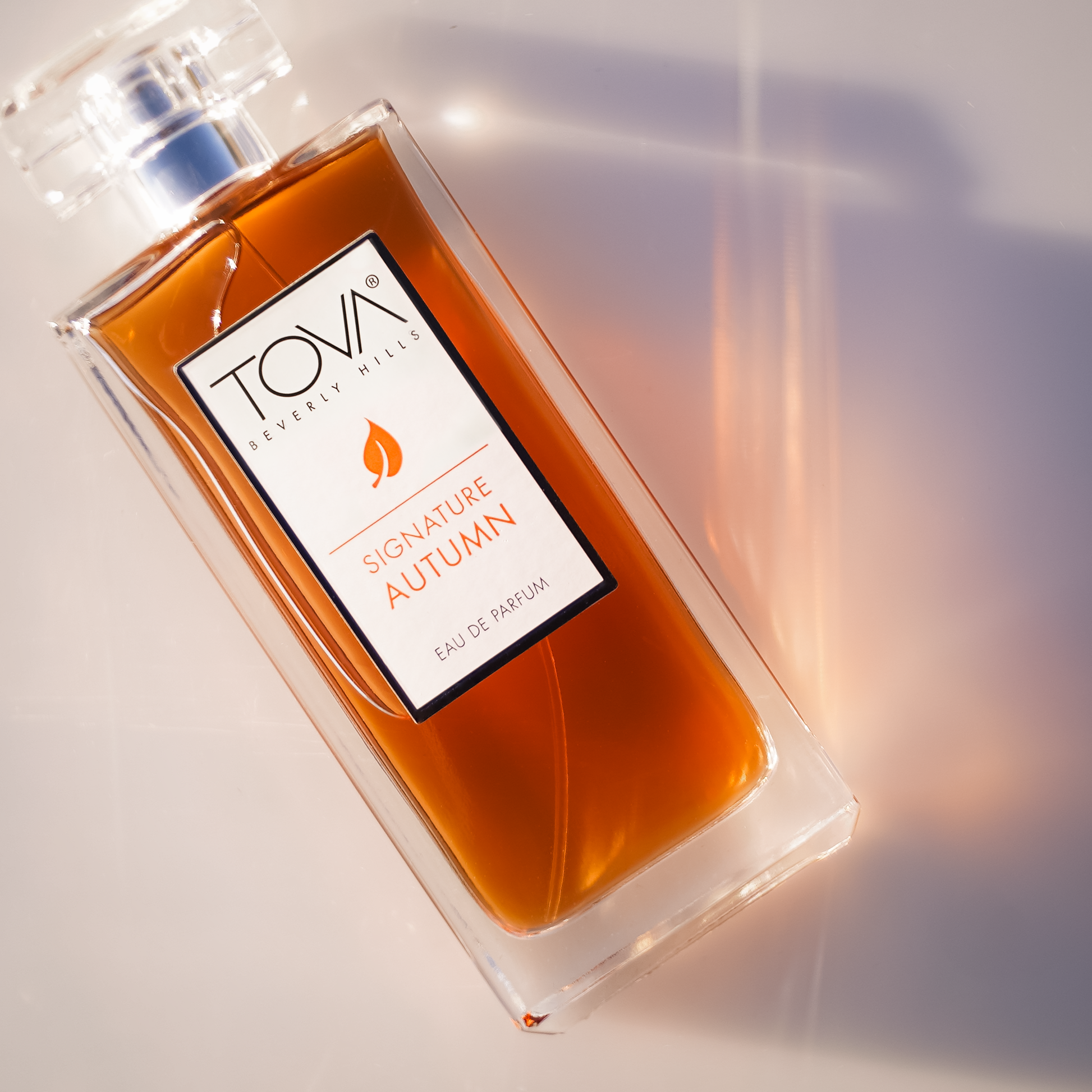 V Signature Autumn Eau de Parfum Fragrance Perfume Beauty By