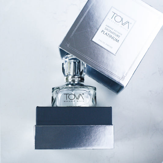 Signature Platinum Limited Edition Eau de Parfum 3.4 fl oz